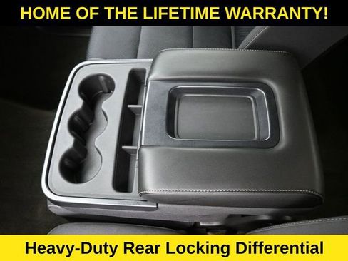 Used 2015 GMC Sierra 1500 SLE w/ SLE Value Package image 31