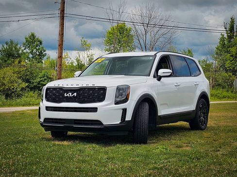 Used 2022 Kia Telluride EX w/ EX Premium Package AWD/4WD image 7