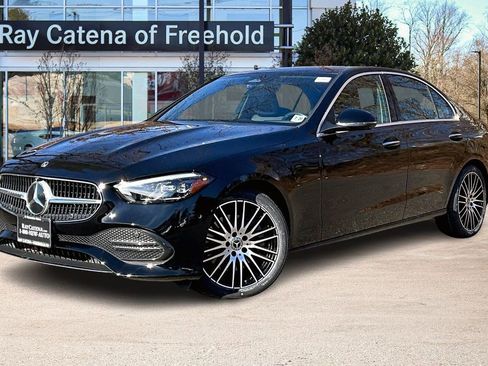 Used 2022 Mercedes-Benz C 300 4MATIC Sedan image 1