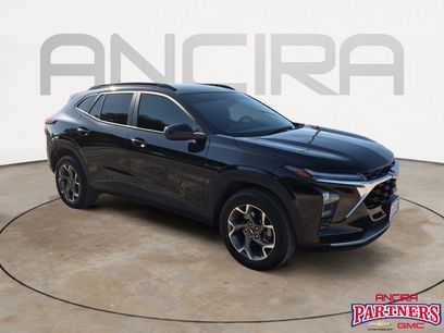 Used 2025 Chevrolet Trax LT