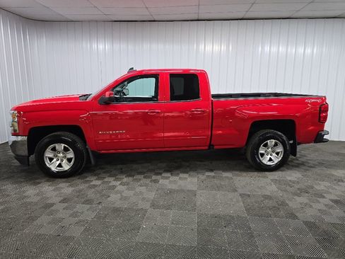Used 2017 Chevrolet Silverado 1500 LT w/ All Star Edition AWD/4WD image 5