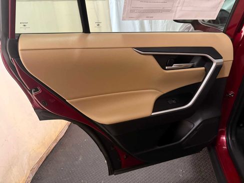 Certified 2024 Toyota RAV4 XLE Premium image 24