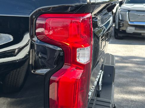 Used 2024 Chevrolet Silverado 1500 RST image 16