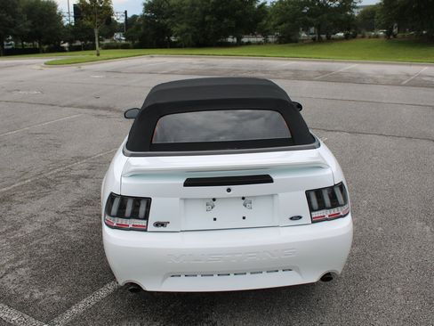 Used 2000 Ford Mustang GT RWD image 35