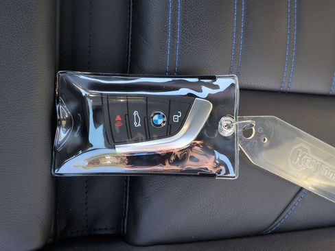 Used 2025 BMW M2 w/ Lighting Package image 35