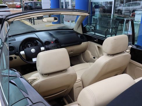 Used 2004 Volkswagen Beetle GLS FWD image 18