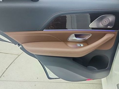 Used 2025 Mercedes-Benz GLE 53 AMG 4MATIC Coupe image 35