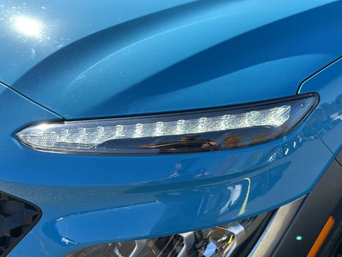 Used 2023 Hyundai Kona Limited image 9