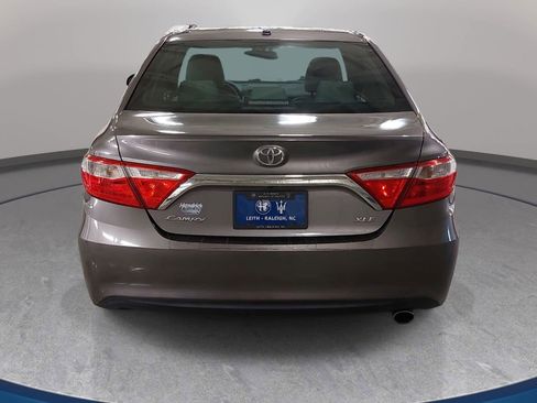 Used 2016 Toyota Camry XLE FWD image 6