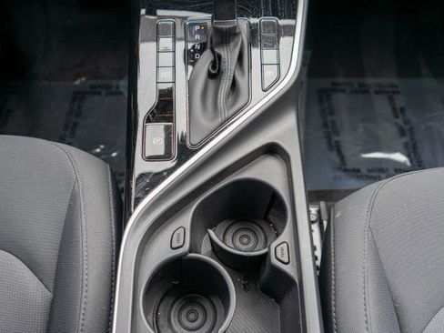 Certified 2024 Kia Niro LX image 24