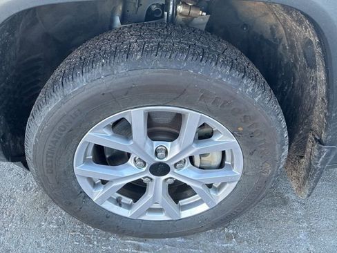 Used 2021 Jeep Grand Cherokee L Limited image 11