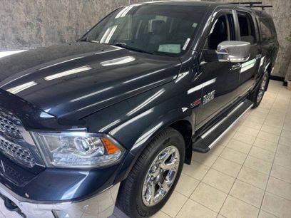 Used 2015 RAM 1500 Laramie w/ Convenience Group