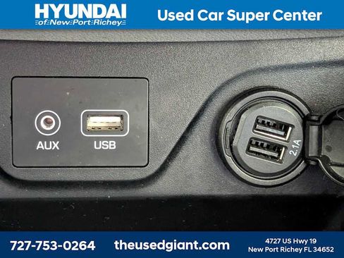 Used 2021 Hyundai Tucson Value FWD image 23