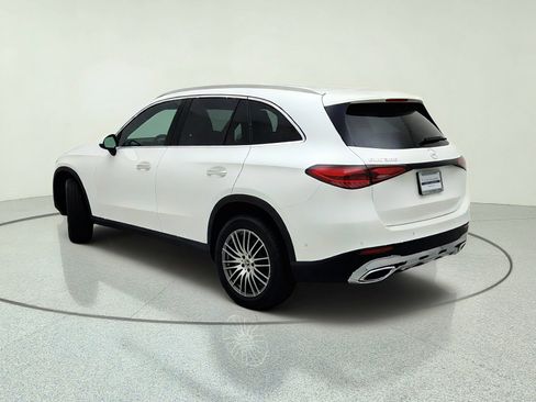 Used 2025 Mercedes-Benz GLC 300 image 12