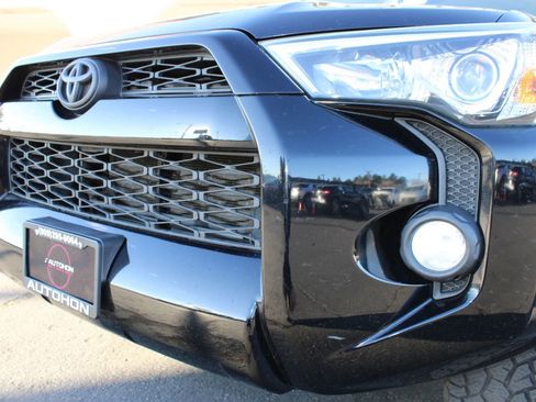 Used 2014 Toyota 4Runner SR5 Premium image 29