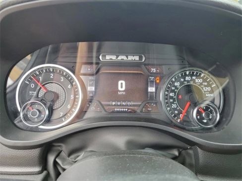Used 2024 RAM 1500 Laramie image 30