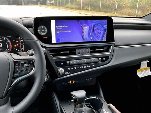 New 2025 Lexus ES 350 image 6