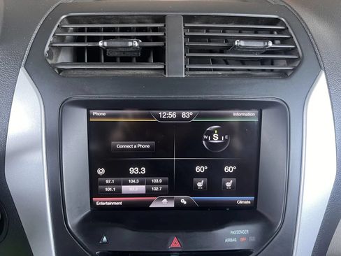Used 2012 Ford Explorer XLT AWD/4WD image 31