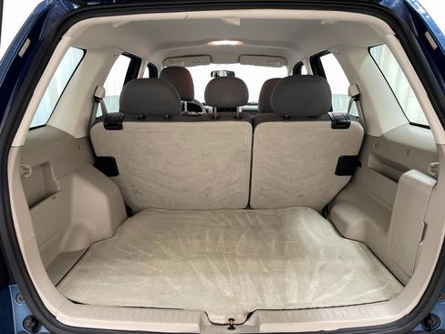Used 2009 Ford Escape XLS image 35