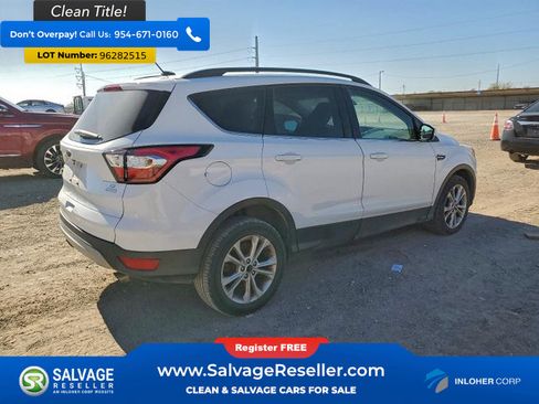 Used 2018 Ford Escape SE w/ Ford Safe & Smart Package image 2