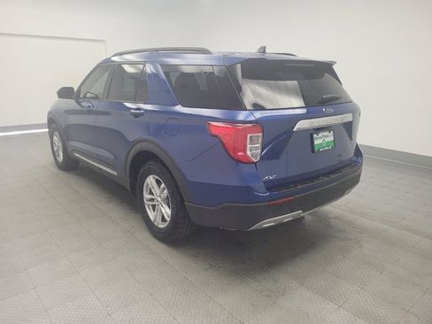 Used 2023 Ford Explorer XLT w/ Equipment Group 202A image 5