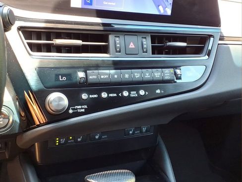 Used 2023 Lexus ES 350 F Sport w/ Accessory Package (Z2) FWD image 6