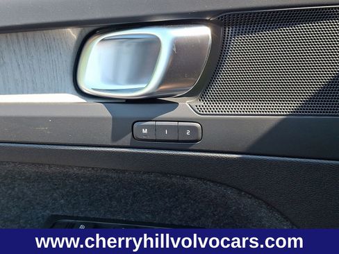 New 2025 Volvo XC40 B5 Plus w/ Protection Package Premier image 24