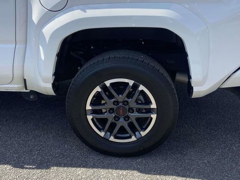 Used 2024 Toyota Tacoma TRD Sport RWD image 9