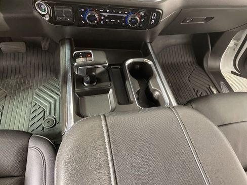 Used 2024 Chevrolet Silverado 1500 LTZ image 17