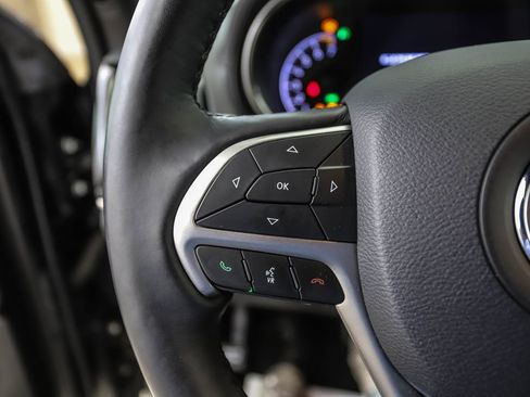 Used 2020 Jeep Grand Cherokee High Altitude image 12