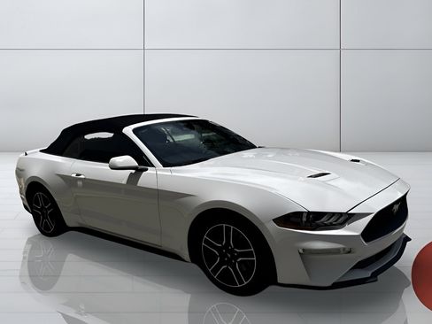 Used 2021 Ford Mustang Premium RWD image 8