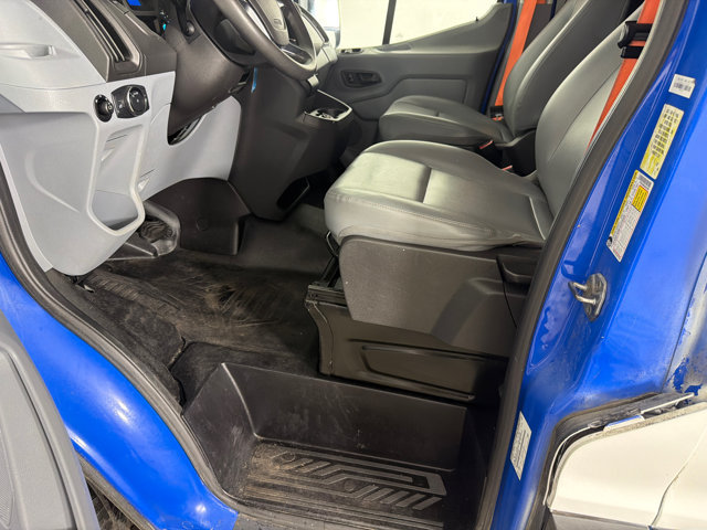 Used 2018 Ford Transit 250 148 Medium Roof RWD image 9