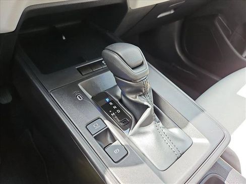 Used 2026 Toyota Corolla Cross L FWD image 12