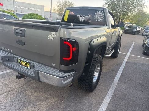 Used 2007 Chevrolet Silverado 1500 W/T w/ Towing Package image 18