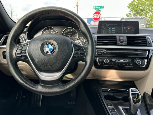 Used 2017 BMW 330i xDrive Wagon AWD/4WD image 28