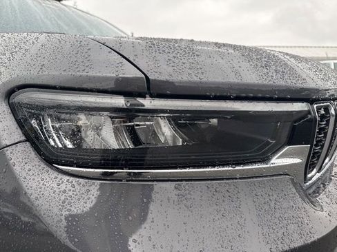 Used 2022 Jeep Grand Cherokee L Limited AWD/4WD image 9