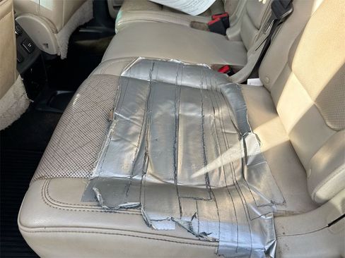 Used 2013 Ford Explorer Limited image 30