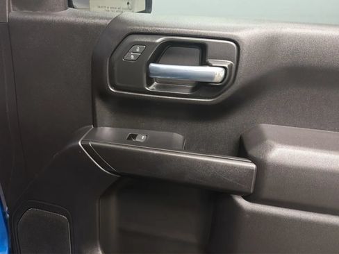 Used 2023 Chevrolet Silverado 1500 Custom RWD image 18