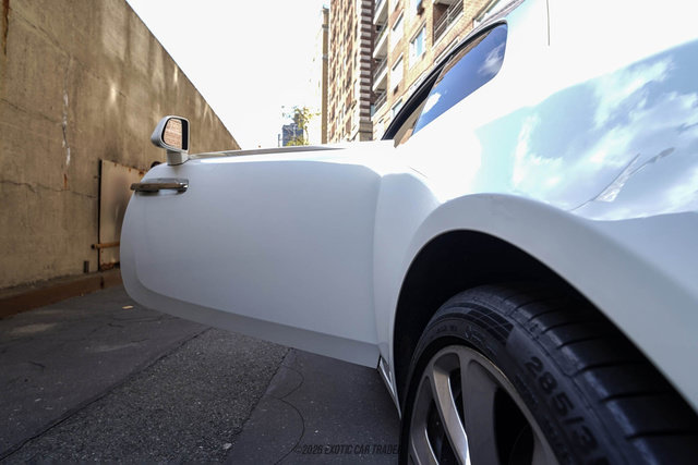 Used 2017 Rolls-Royce Wraith RWD image 80