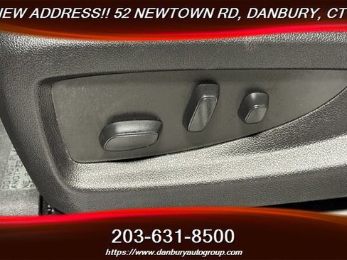 Used 2018 Chevrolet Silverado 1500 LTZ AWD/4WD image 14