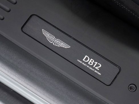 Used 2025 Aston Martin DB12 Coupe image 13