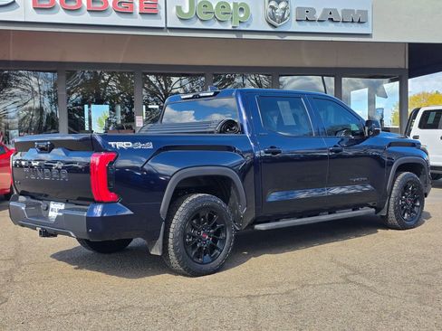 Used 2024 Toyota Tundra Limited w/ TRD Off-Road Package image 31