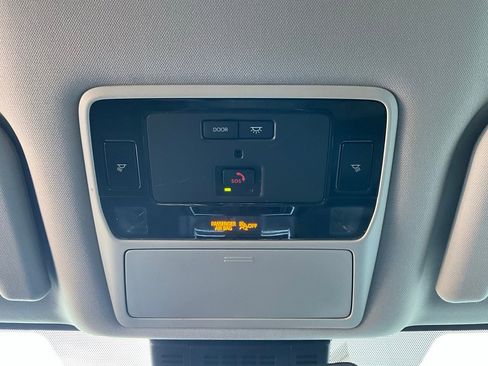 Used 2025 Toyota Grand Highlander FWD image 18