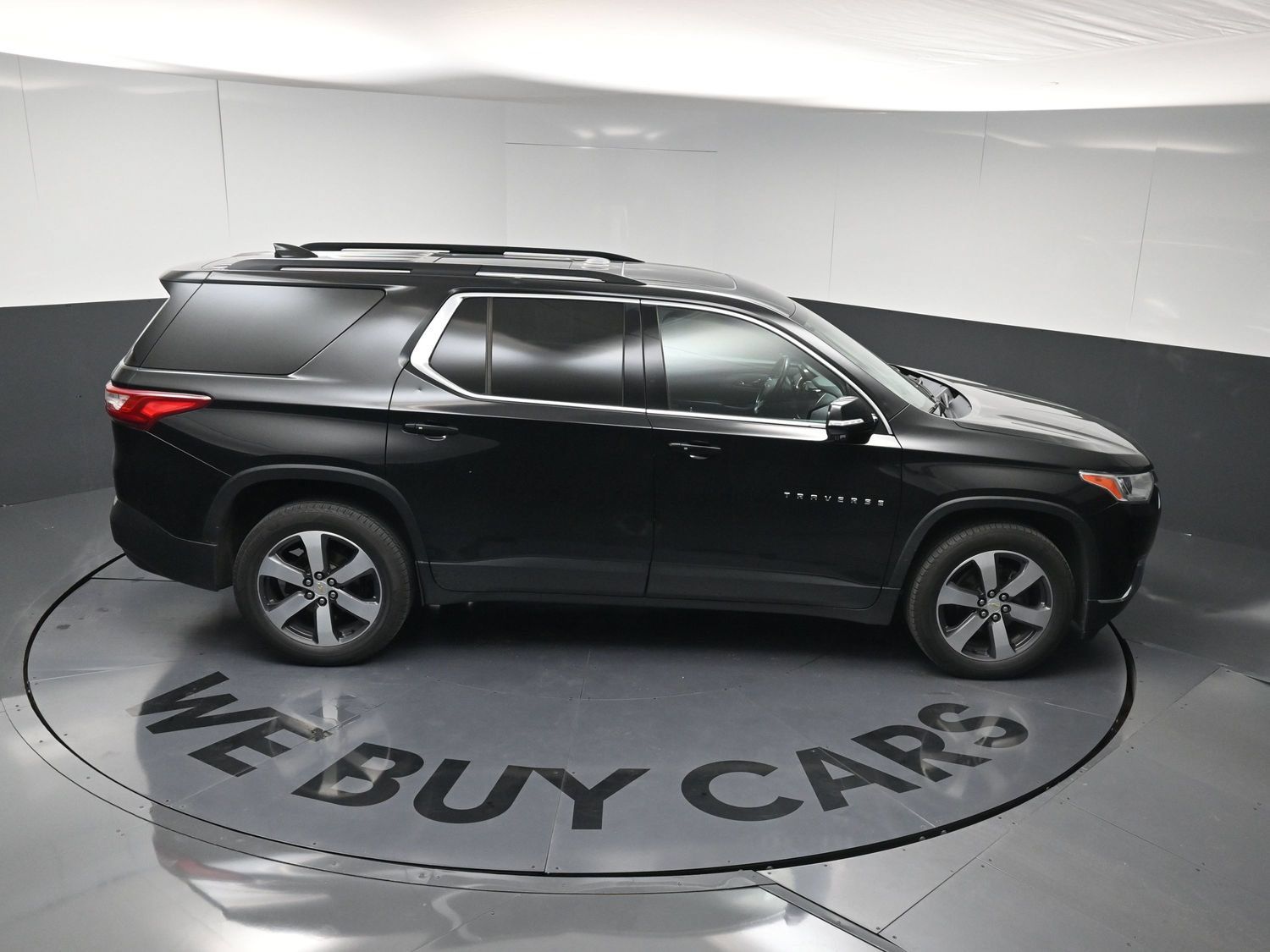 Used 2019 Chevrolet Traverse LT w/ LT Premium Package AWD/4WD image 24