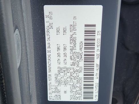 Used 2025 Toyota Tacoma TRD Off-Road image 36