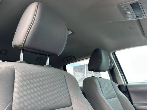Used 2023 Toyota Tacoma SR AWD/4WD image 16