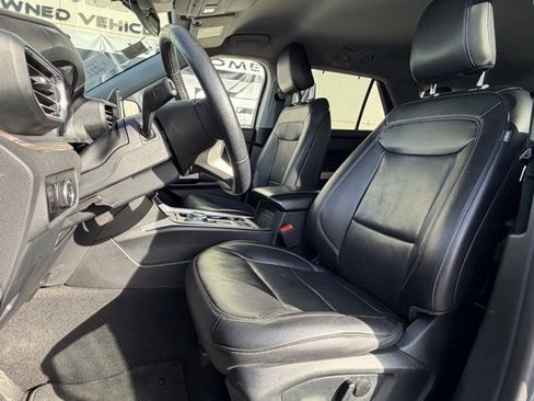Used 2023 Ford Explorer Limited image 13