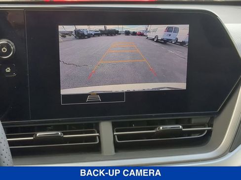 New 2026 Chevrolet Trax RS w/ Sunroof Package FWD image 14