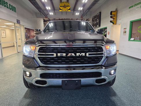 Used 2023 RAM 1500 Big Horn AWD/4WD image 3