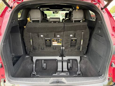 Certified 2025 Toyota Sienna Platinum AWD/4WD image 17